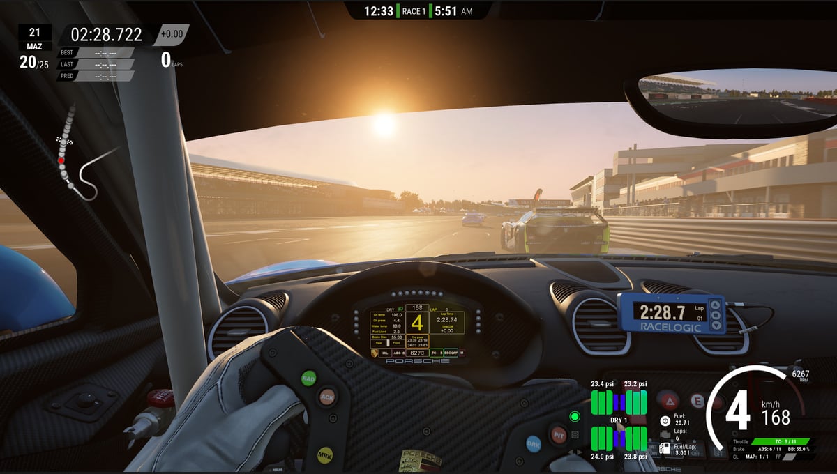 Assetto Corsa Competizione - GT4 Pack thumbnail 3